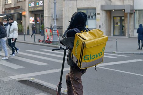 España: la millonaria multa a Glovo por no regularizar a más de 10.000 trabajadores