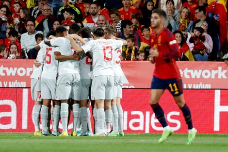 España perdió en casa y ahora debe ganar en Portugal