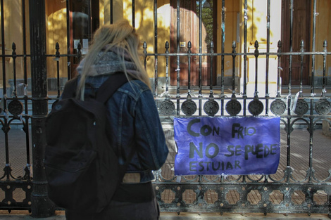 Tomas de colegios: El gobierno porteño quiere que los padres paguen por las clases perdidas