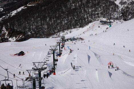 Los residentes de Bariloche pueden disfrutar de un paseo gratuito por el Cerro Catedral