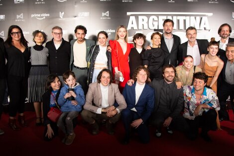 El elenco de Argentina, 1985 en la avant premiere. Este jueves llega a los cines de todo el país. Imagen: prensa Argentina, 1985