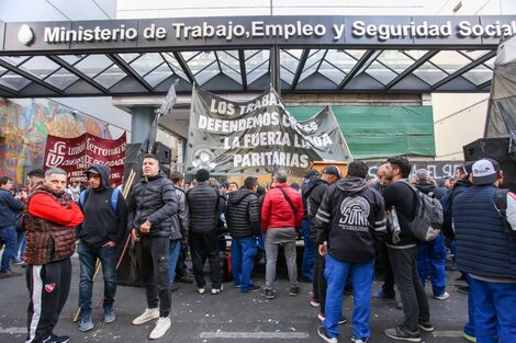 Cómo se negoció el acuerdo que paró por nueve días la producción de neumáticos