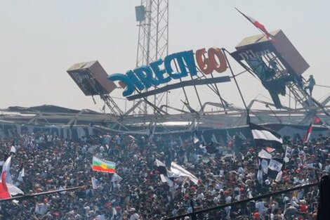 Colo Colo: Colpasó el techo de una tribuna y varios hinchas resultaron heridos y fracturados