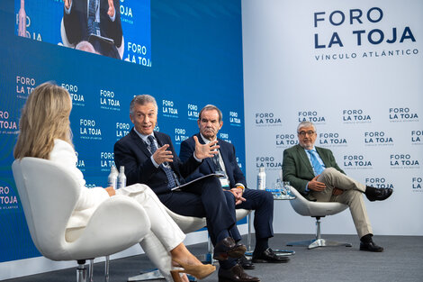 Macri, durante su exposición. La conductora, ante la atónita mirada de los presentes, intentó explicar la frase del exmandatario argentino.