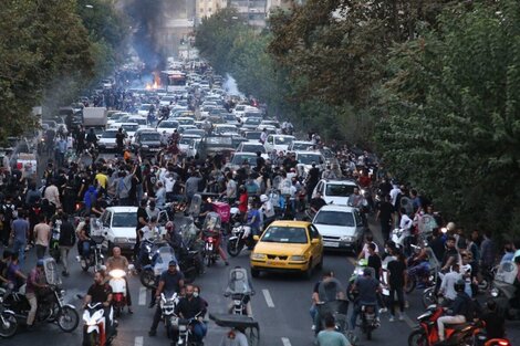 EE.UU. sancionó a Irán por reprimir las protestas por la muerte de Mahsa Amini.