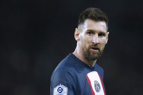 El PSG cuida a Messi por una "leve contractura"