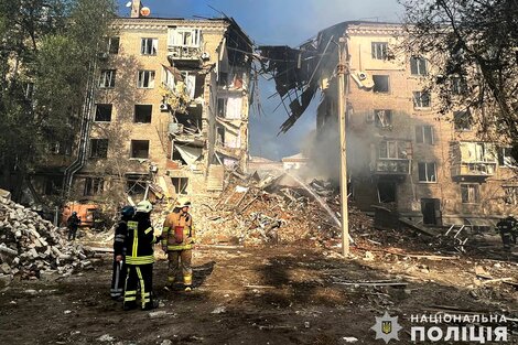 Al menos 11 muertos y 64 heridos por bombardeos rusos en Kiev y otras ciudades de Ucrania