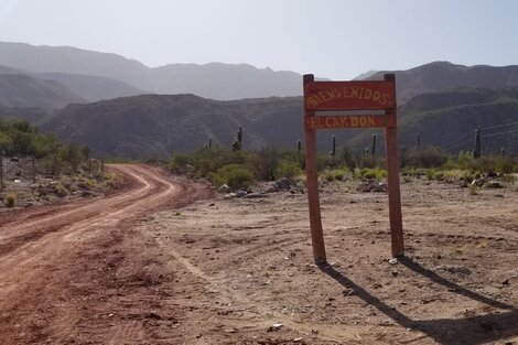 La Rioja: un pequeño poblado en vilo por la posesión de la tierra