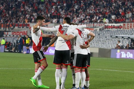 River 2, Platense 1: tres alegrías en una misma noche para Gallardo