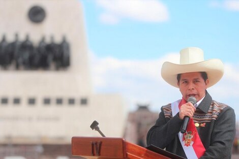 Pedro Castillo fue acusado de "encabezar una organización criminal" y sostuvo que estas acusaciones "son falsas"