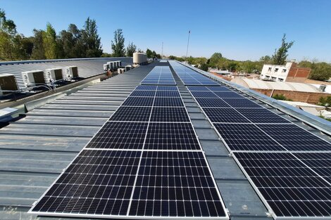 Cómo son las soluciones de energía solar que proveerán el 30 % del consumo de la UCA