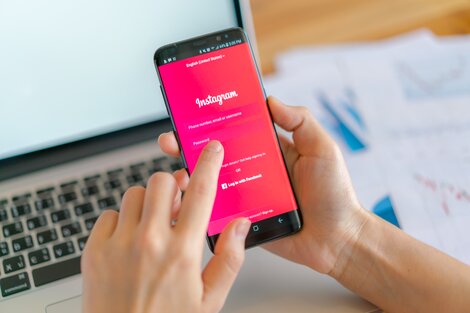 Usuarios reportaron fallas en el servicio de Instagram. Imagen: FreePik. 