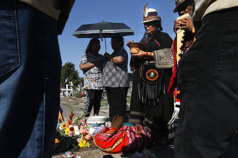 Así fue el Aya Mark’ay Quilla en el Cementerio de Flores