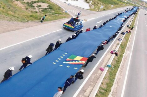 La bandera de reivindicación marítima de Bolivia. 