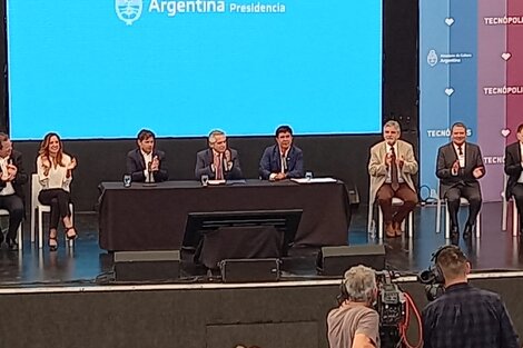 Axel Kicillof: "Sin los intendentes sería imposible gobernar Buenos Aires"