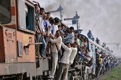 India: un cadáver viajó 900 kilómetros en el baño de un tren sin ser detectado