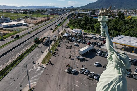 El bolsonarismo va aceptando la derrota a regañadientes. 