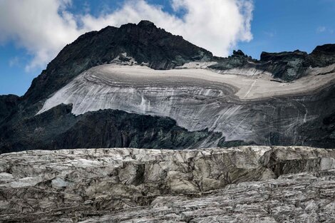 Los glaciares en los Alpes registraron en 2022 una pérdida récord de masa glacial, con una reducción de su espesor de 3 a 4 metros. (Foto: AFP)