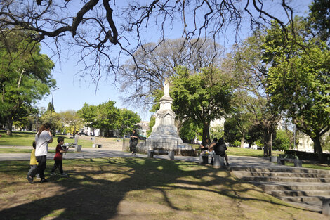 Parque Ameghino: semaforazo contra el memorial para las víctimas de covid