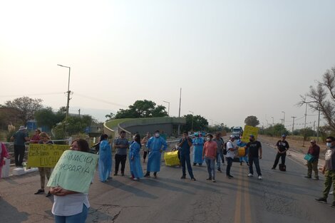 Trabajadores hospitalarios de Güemes ganan $25 mil de bolsillo