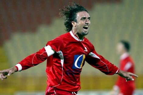 Gabriel Batistuta llegó a Qatar en 2003 para jugar en el Al-Arabi y fue el goleador del campeonato de la Qatar Stars League.