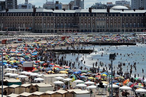 Verano 2023: cada vez más alojamientos cotizan en dólares