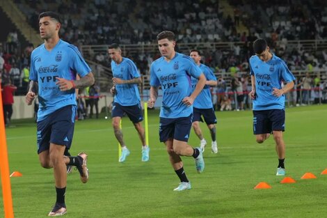 Los jugadores de las 32 selecciones seleccionadas se preparan para el Mundial Qatar 2022. Imagen: @Argentina. 