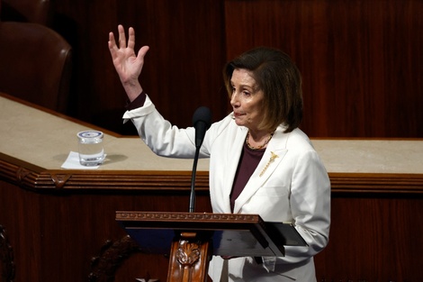 Nancy Pelosi renunció a seguir al frente de la Cámara de Representantes