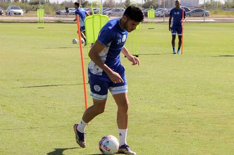 El defensor Guillermo Ortiz, uno de los que quiere Heinze.