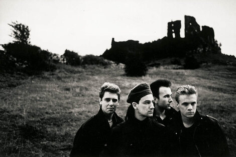 U2 en la foto de portada del disco The Unforgettable Fire