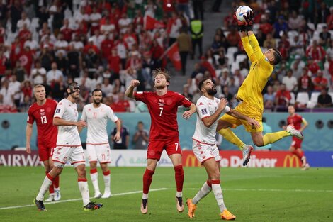 Mundial Qatar 2022: Dinamarca y Túnez tuvieron su día del arquero