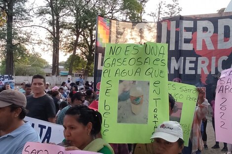 Manifestación en las puertas del Concejo Deliberante de Tartagal .