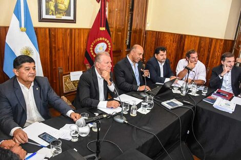 Dib Ashur presentó el presupuesto 2023 en el Senado de Salta 