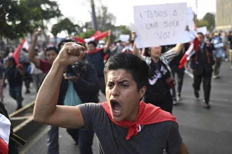 ¿Qué está pasando en Perú?