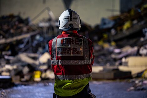 Sube a siete el número de muertos por la explosión y derrumbe en la isla de Jersey