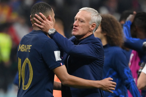 Francia: Deschamps ya está segundo en triunfos en Mundiales