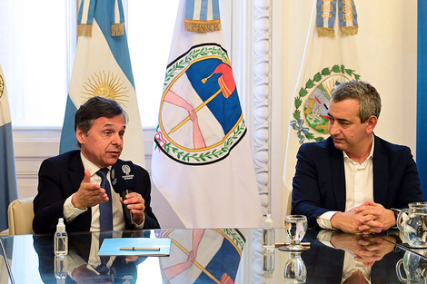 Guliano y Javkin celebraron ayer el convenio respectivo.