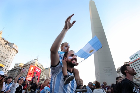 Festejos en el Obelisco. Imagen: NA.