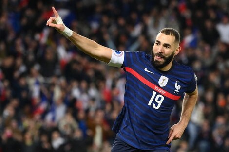 Francia: Benzema se despidió de su selección tras perderse el Mundial