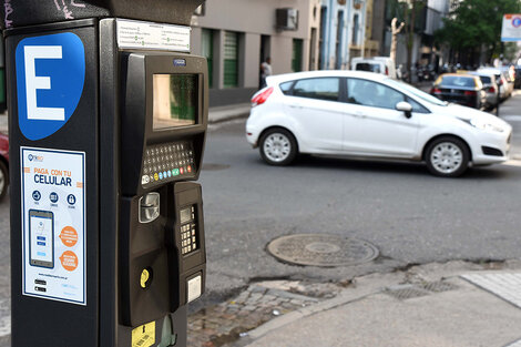 Se libera el cobro de estacionamiento en algunas zonas. 