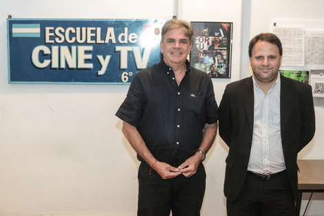 El ministro de Cultura, Jorge Llonch, junto al presidente del organismo nacional, Nicolás Batlle.