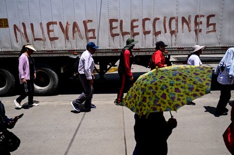 La presión popular forzó la mano del Congreso peruano.