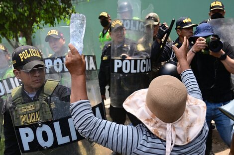 Ya son 24 las víctimas por la represión en las manifestaciones de Perú 