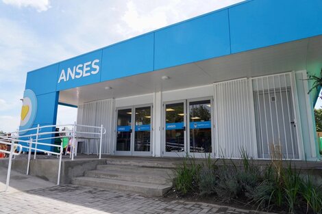 ANSES: a quiénes les corresponden los $9.795 que se pagan antes de Navidad