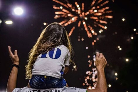 Por el triunfo de la Selección argentina en el Mundial Qatar 2022, las ventas de fuegos artificiales subieron un 15% de los previsto para las Fiestas. 