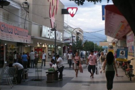 El bono en el sector de comercios alcanzará a los 5700 trabajadores.