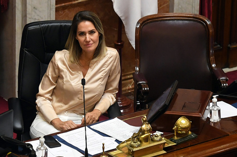 Losada vive en Nordelta y es senadora por Santa Fe.