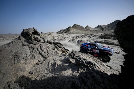 Comienza el 45° Rally Dakar en Arabia Saudita con 18 pilotos argentinos 