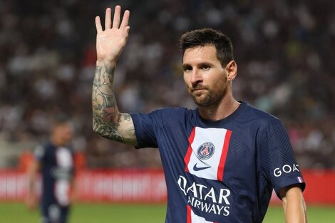 Lionel Messi aterrizó en París y podría ser titular el miércoles en el PSG