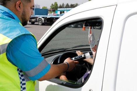 El Gobierno de la provincia de Buenos Aires promulgó la ley de "Alcohol Cero" al volante